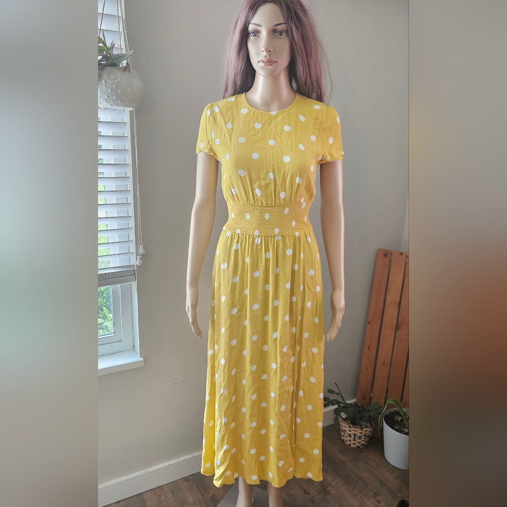 Wilfred maxime dress size small yellow polka dots maxi side slit